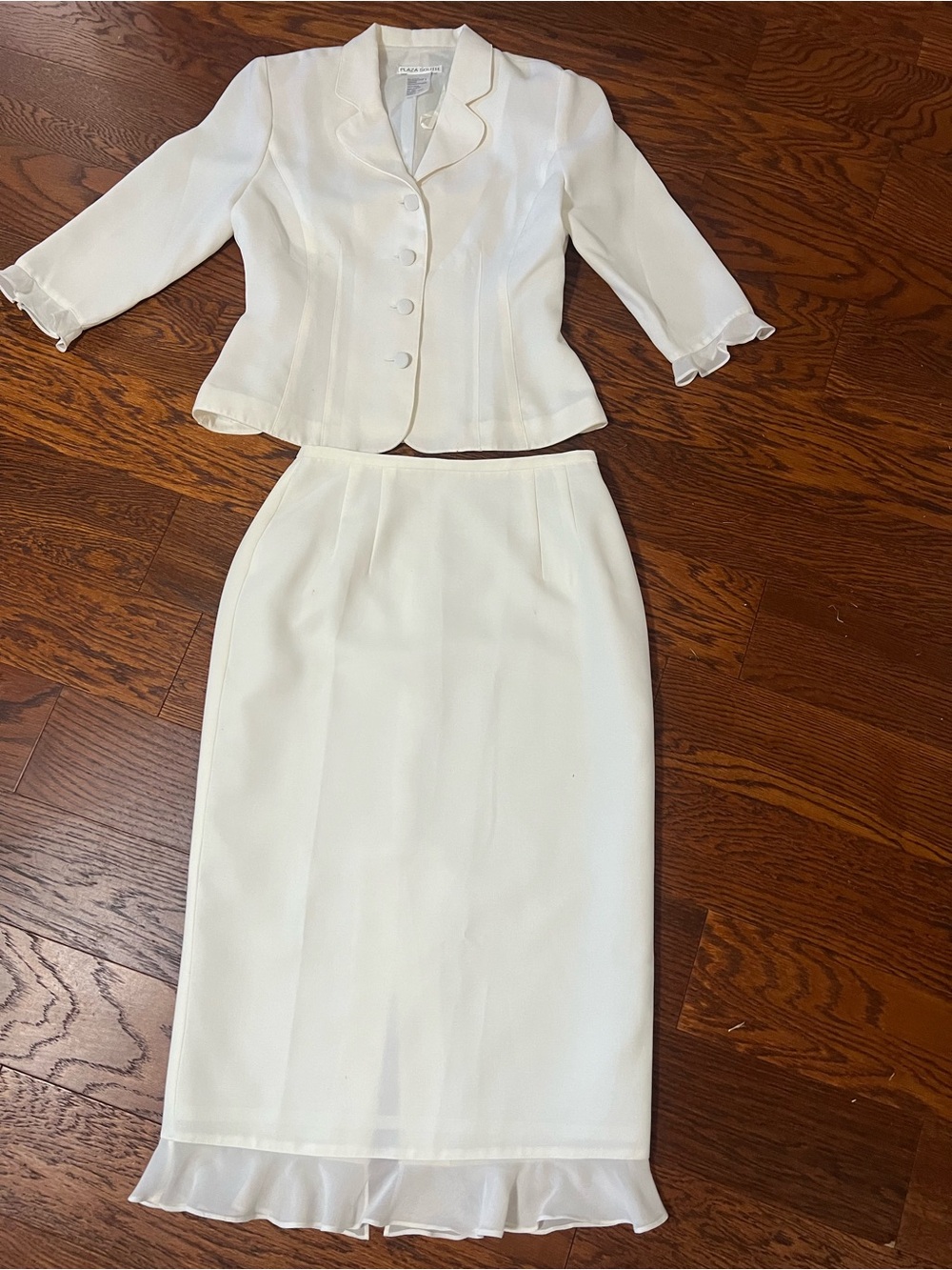 Plaza SouthWhite Two-Piece Skirt Set with Ruffle Trim